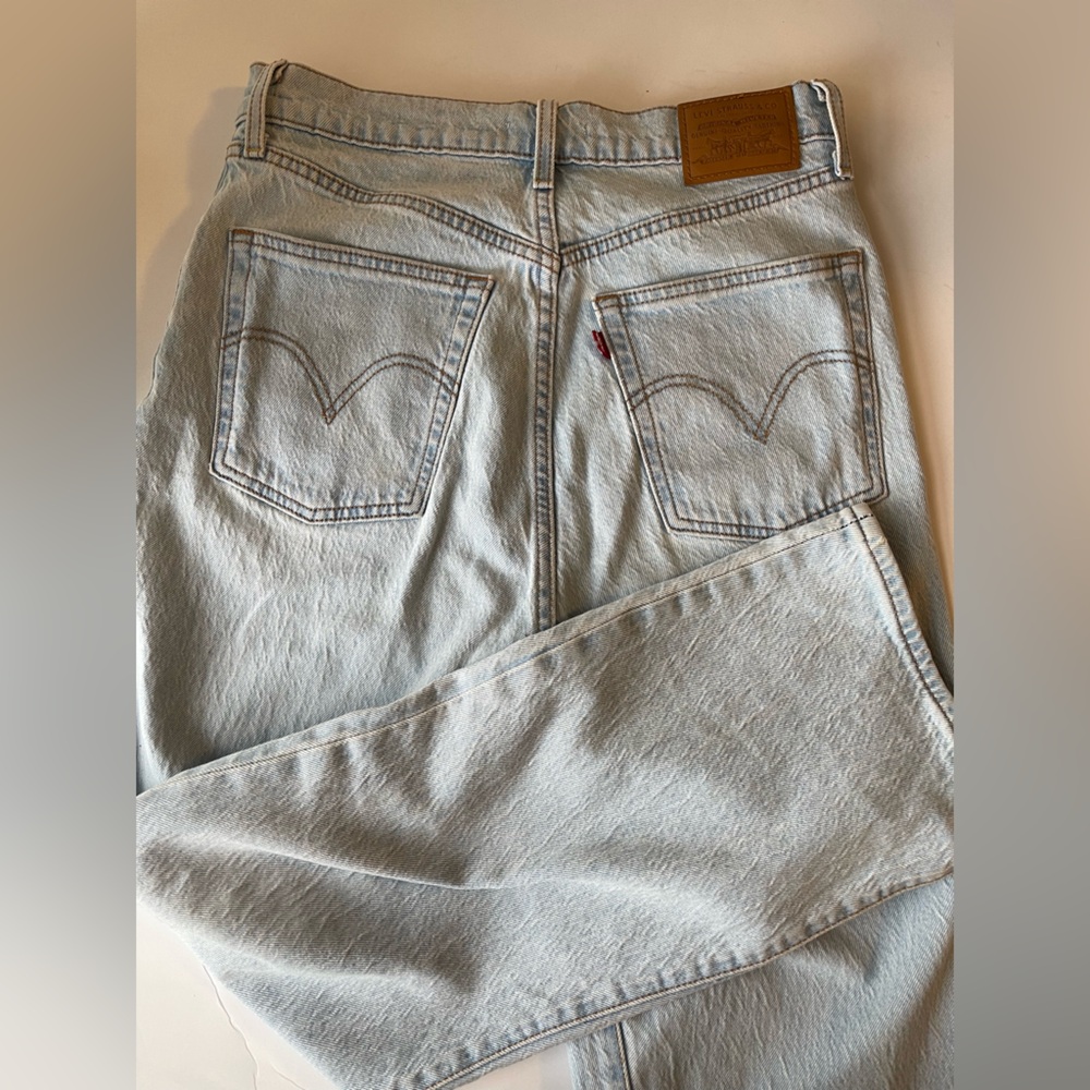 Levi’s Premium Ribcage Ankle Straight Stretch Jean Light Wash 29 - Picture 15 of 16